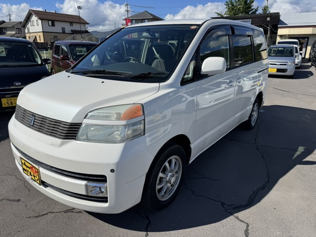 ヴォクシー2.0 X Gエディション ナビパッケージ 4WD