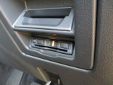 ETC車載器搭載です。スマートICも増えてきており、必須装備といって良い便利装備です。