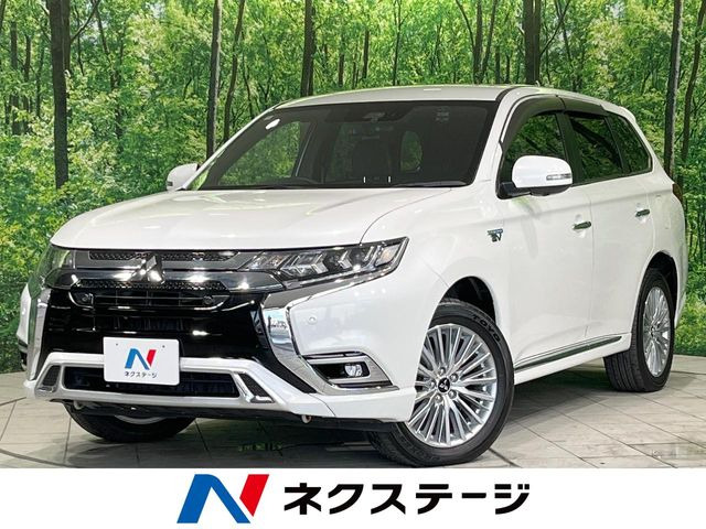 アウトランダーPHEV2.0 G プレミアムパッケージ 4WD
