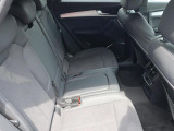 Audi正規ディーラーが高品質をお約束。高度な訓練・教育を受けたAudi専任メカニックが、100項目にもおよぶ精密な点検を実施。すべてクリアしたAudi車だけ、あなたのお手元に届けられるのです