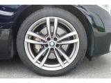 【BMWアロイホイル】軽量かつ強度に拘ったアロイホイル。走行性能ポテンシャルを引き出す設計。