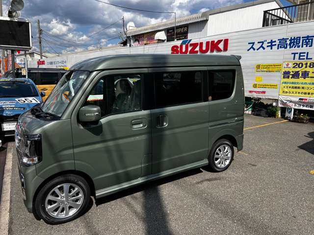 スズキ エブリイワゴン PZターボ 新色アイビーグリーンメタリック の