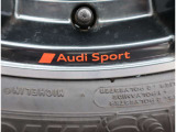 Audi正規ディーラーが高品質をお約束。高度な訓練・教育を受けたAudi専任メカニックが、100項目にもおよぶ精密な点検を実施。すべてクリアしたAudi車だけ、あなたのお手元に届けられるのです