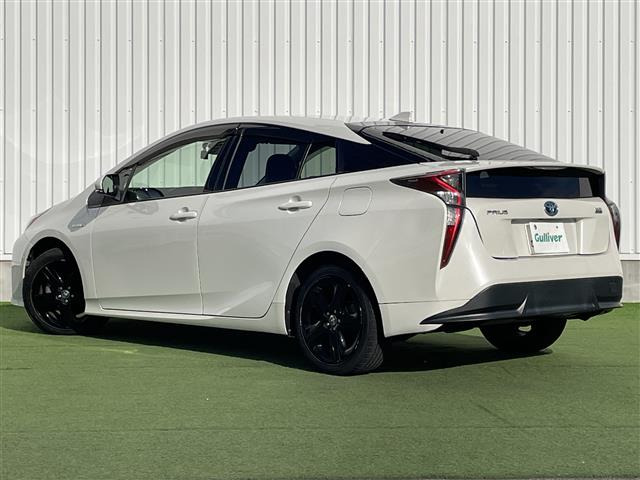 トヨタ プリウス 1.8 S ツーリングセレクション 修復歴無し の中古車