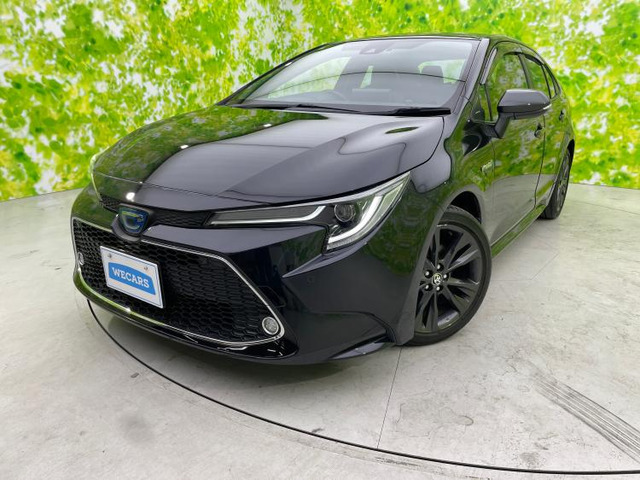 カローラ1.8 ハイブリッド W×B