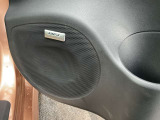 BOSEサウンドついています。音質の良い音楽を車内で聴くことが出来ますので、ドライブをより楽しんでいただくことが出来ます。