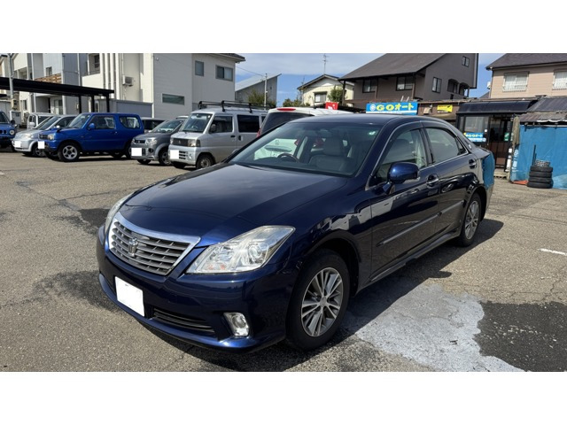 クラウン2.5 ロイヤルサルーン i-Four 4WD
