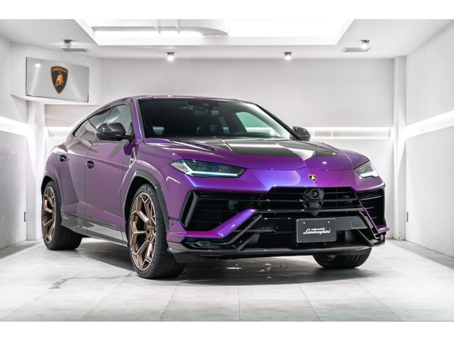 ウルス ペルフォルマンテ 4WD 