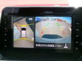アラウンドビューモニター搭載車です。360度見渡せるカメラで苦手な駐車も安心です。