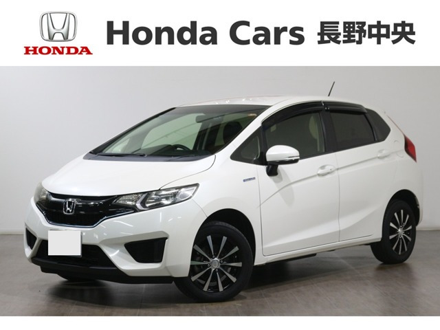 フィット1.5 ハイブリッド Fパッケージ コンフォートエディション 4WD
