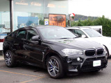 BMW在庫保有台数常時100台以上!ご来店の際はBMW本店(厚木市下荻野140-1)にご来店ください!弊社自慢の全天候型ショールーム!BMW在庫保有台数常時100台以上ございます!