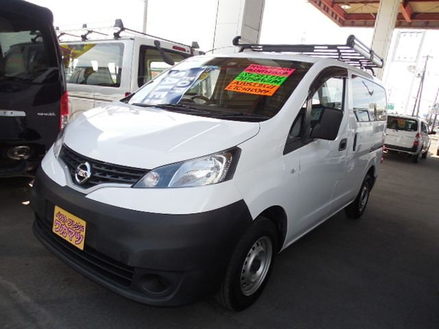 NV200バネットバン 1.6 DX 両側スライドドア5人乗り