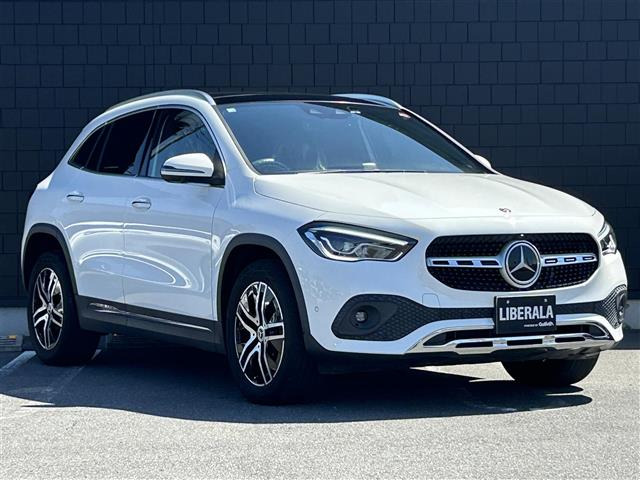 GLAクラス GLA200d 4マチック 4WD サンルーフ