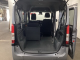 荷物に合わせて、自在にシートアレンジ。日常からレジャーまで、多彩な荷物を積載できます。