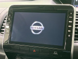 【純正10型ナビ】人気の純正ナビを装備しております。ナビの使いやすさはもちろん、オーディオ機能も充実!キャンプや旅行はもちろん、通勤や買い物など普段のドライブも楽しくなるはず♪