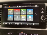 多機能と操作のしやすさを両立した、Honda CONNECT対応のナビディスプレーです。ETC2.0車載器もナビゲーション連動し、スマートフォン用Bluetoothユニット付きです。