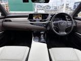 ES 300h バージョンL 本革シート サンルーフ