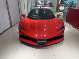 SF90ストラダーレ F1 DCT E 4WD 