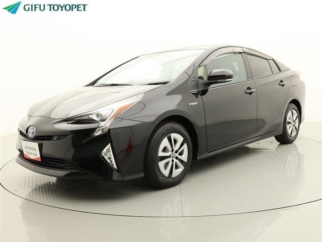 プリウス 1.8 A E-Four 4WD