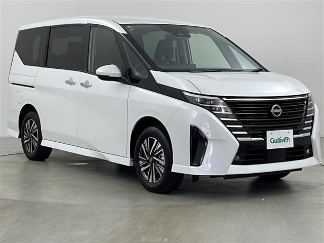 セレナ1.4 e-4ORCE ハイウェイスターV 4WD4WD 修復歴無し