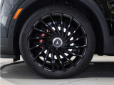■ASANTIブラックレーベル20インチアルミホイールABL-18 ■タイヤ245/45R20 ■バリアブルリアルタイムダンピングサスペンション(電子制御サス) ■純正20インチアルミホイール&スタッドレスタイヤ付属