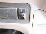 『1台』のお車に対して、3名体制で日々議論を重ね仕入れを行っております。