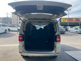 彦根インターからお車で3分とアクセス便利!近くには有名観光地の彦根城もありますので、観光と合わせてのご来店も良いですね♪活気溢れる自慢のスタッフがお客様のご来店をお待ちしております!