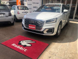 Q2 1.0 TFSI スポーツ 