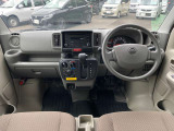 クリッパーバンの運転席周りの画像です。