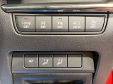 【2Wayドライビングポジションメモリー機能】お二人のシートパターンを記憶することができますので、運転時はボタン一つでシート調節できますね。