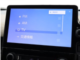 お車選びをお楽しみ頂けるよう、在庫車の展示スペースを十分に確保しております。