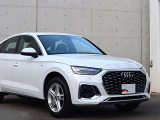 デザイン・ボディカラーが都会的な建物にも非常に良く映えます。クール・知的。Audiの持つ「品の良さ」が伝わってきます。