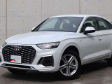 ●Audiが最初に採用したLEDポジショニングランプ。シャープなラインで昼間でも点けていたいと思うほど上品でオシャレです。夜間走行時はさらに目立ちます!