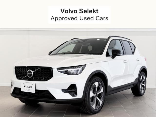 XC40ウルトラ B4 AWD ダークエディション 4WD