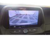 バックカメラとソナーも装備しているため、駐車の際にもドライバーを手助けしてくれます!