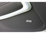 AppleCarplay/AndroidAutoにも対応した8インチディスプレイ。BOSE9スピーカーシステムも装備!