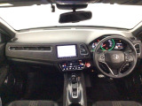 【前方視界】開放的な前方視界!運転がしやすく疲れにくいです♪窓が大きく、見通しがとっても良いおクルマですよ♪