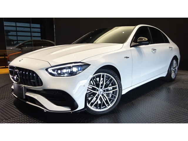 CクラスAMG C43 4マチック (BSG搭載モデル) 4WD