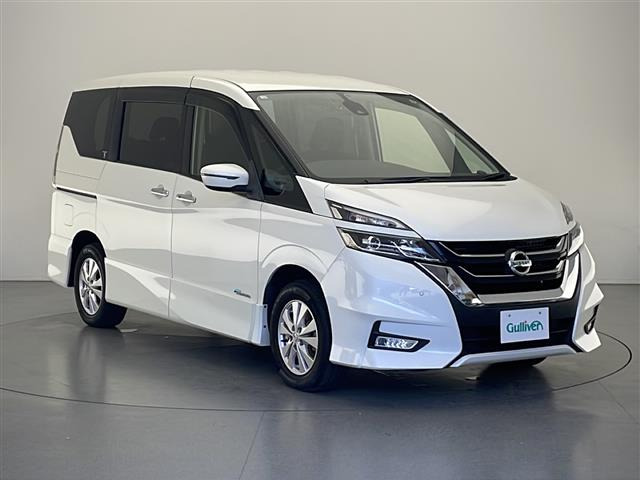 セレナ2.0 ハイウェイスター プロパイロット エディション 4WDワンオーナー