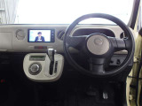 運転席に座ると☆こんな感じです♪