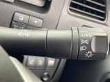 【オートライト(AUTO)】外の明るさをシステムが感知して、自動でヘッドライトが点灯します!ヘッドライトをつけ忘れを防ぐ便利機能です。