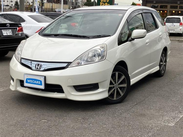 フィットシャトルハイブリッド 1.3 スマートセレクション