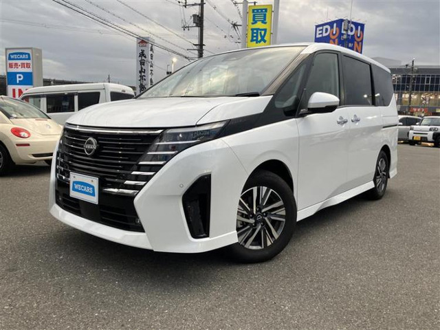 セレナ1.4 e-POWER ハイウェイスター V