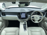 XC60 D4 AWD モメンタム ディーゼル 4WD 本革シート