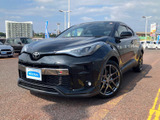 【中古車情報】トヨタ C-HR ハイブリッド 1.8 S GR スポーツ  の中古車詳細（走行距離：2.7万km、カラー：ブラックマイカ、販売地域：福岡県北九州市八幡西区）