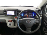 視界も広々で見晴らしの良い運転しやすいコックピットです。