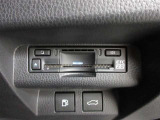 ETC車載器付きです。高速道路の料金所もスムーズに通過できます。