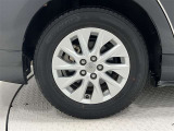 タイヤサイズは195/65R15!納車前の点検時にタイヤ交換させていただきます!純正アルミホイール!