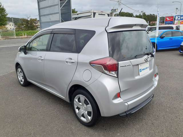 トヨタ ラクティス 1.3 X ウェルキャブ 車いす仕様車スロープタイプ