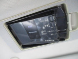 ETCレーンやスマートICなど遠方へのお出かけのサポートをしてくれるETC車載器を装備。